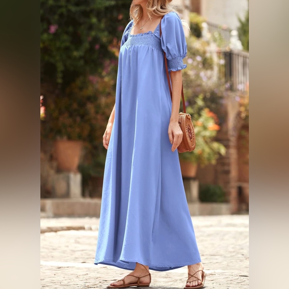 Light Blue Smocked Maxi Dress with Pockets - Picture 6 of 8